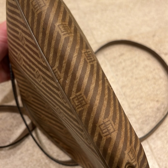 Emilio Pucci Italian purse - Picture 7 of 7